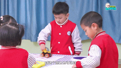 轮子滚起来-正片-加片头加水印-1080P-低清晰度[00_08_55--00_09_07].gif
