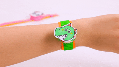 027 翻盖手表.gif